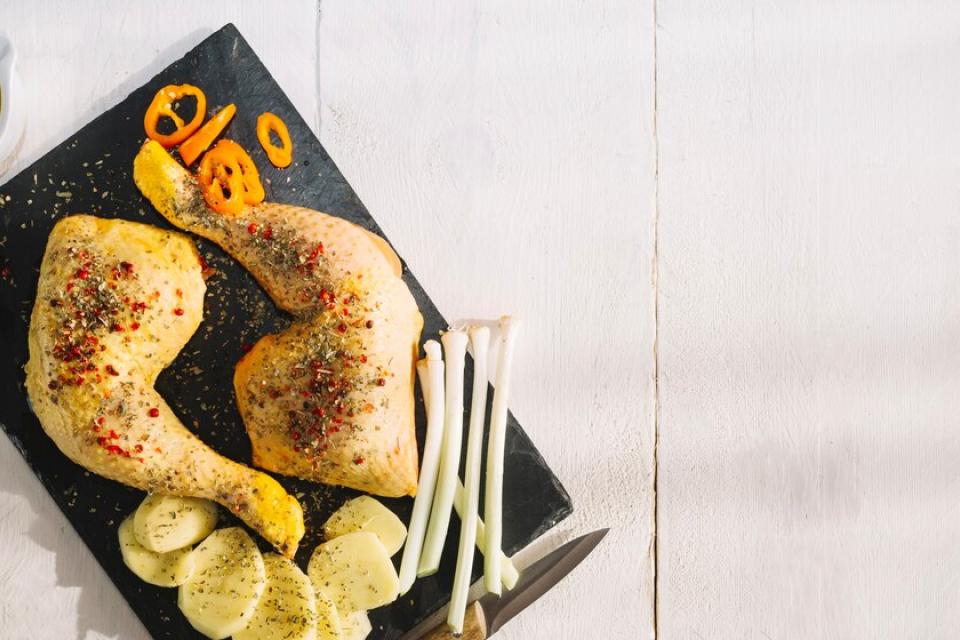 Ardeense Hoevekip, appelmoes en aardappelen