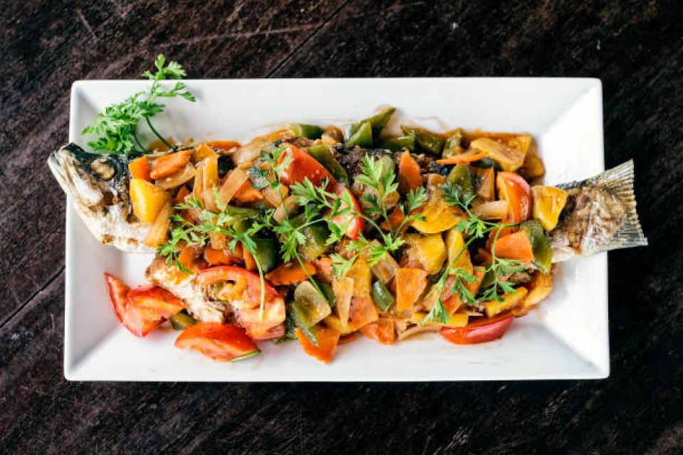 Couvert hondshaai met courgette en krielaardappeltjes