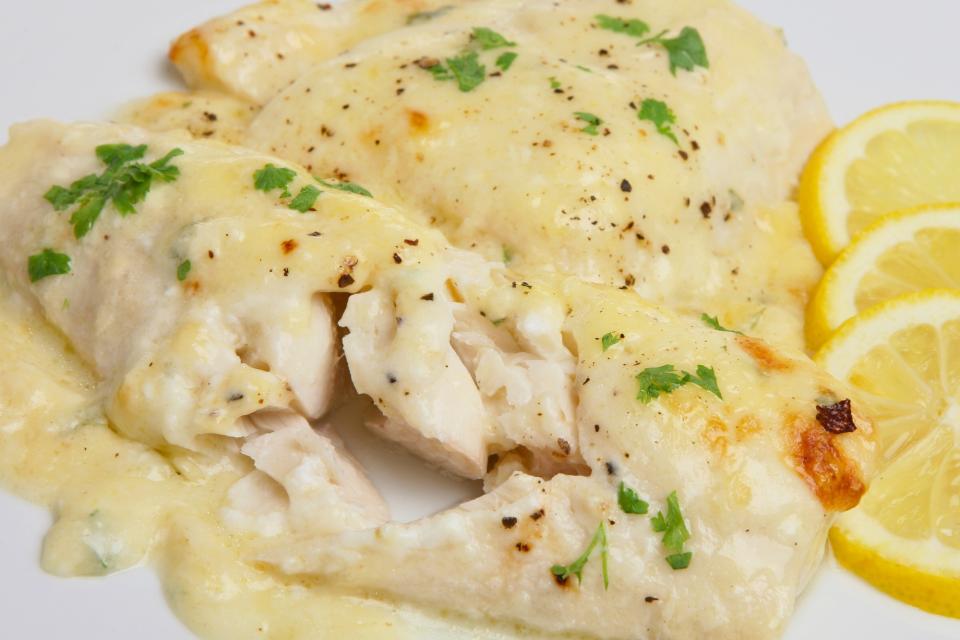 Gebakken Couvert bot in Parmezaanse kaas uit de oven